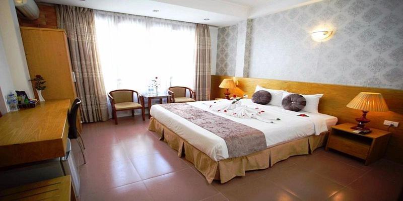 Mayhouse Travel Hanoi Bilik gambar