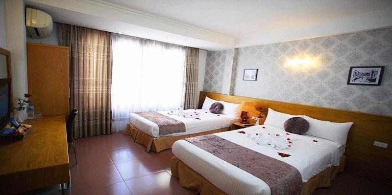Mayhouse Travel Hanoi Bilik gambar